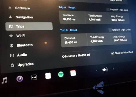 2023 Tesla Model 3 из США, поврежденный, VIN 5YJ3E1EA3PF585657
